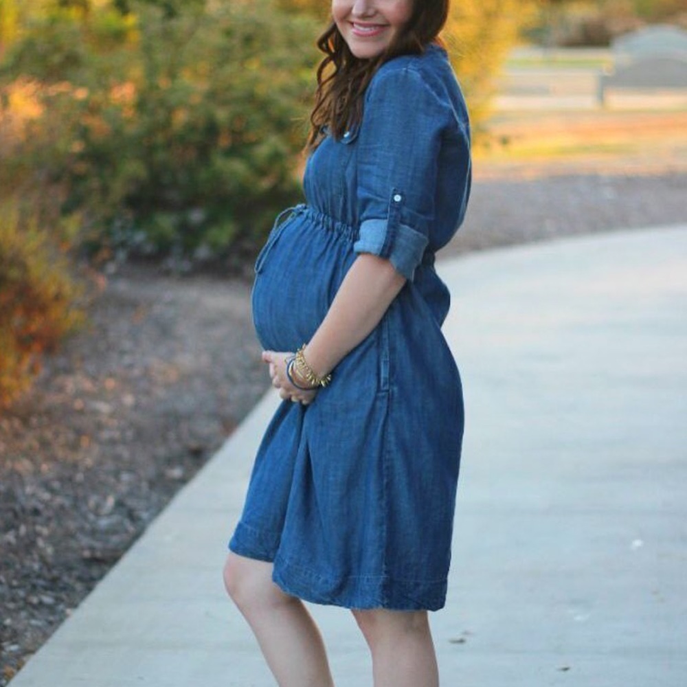 Denim gap maternity dress
